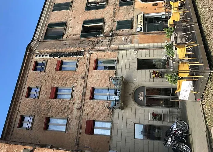 Otel Annunziata Ferrara