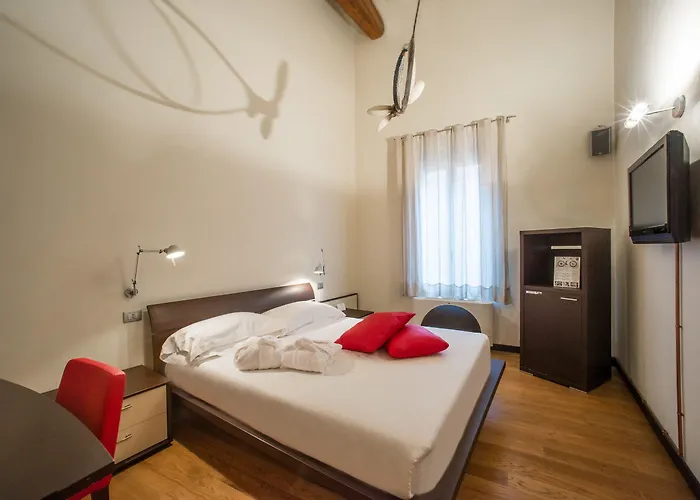 Annunziata Otel 4*