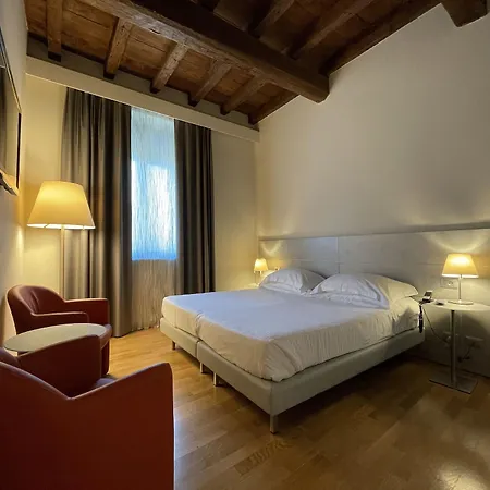 Hotel Annunziata 4*