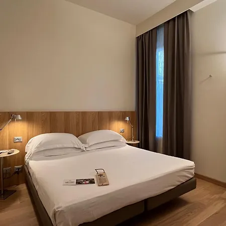 Hotel Annunziata 4*