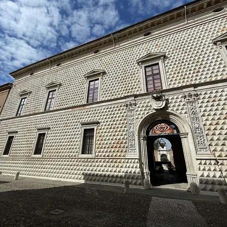 アンヌンツィアータ フェラーラ